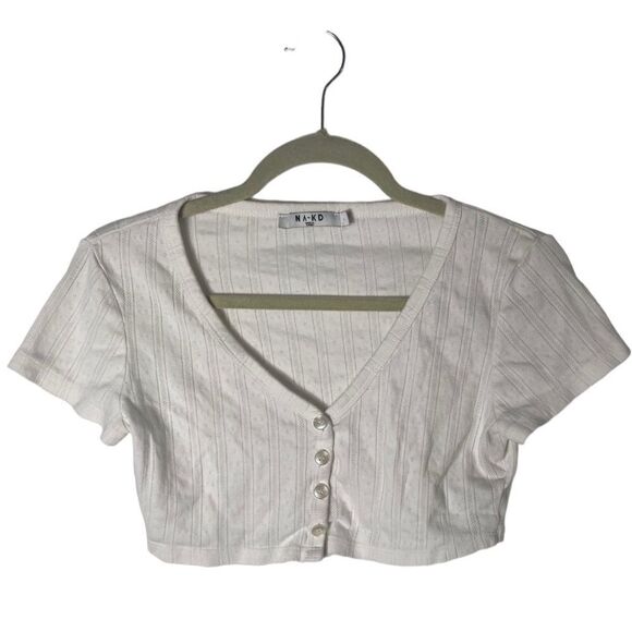 NA-KD White Textured Button Front Cropped Top Size S 100% Cotton Short Sleeve - Picture 2 of 6